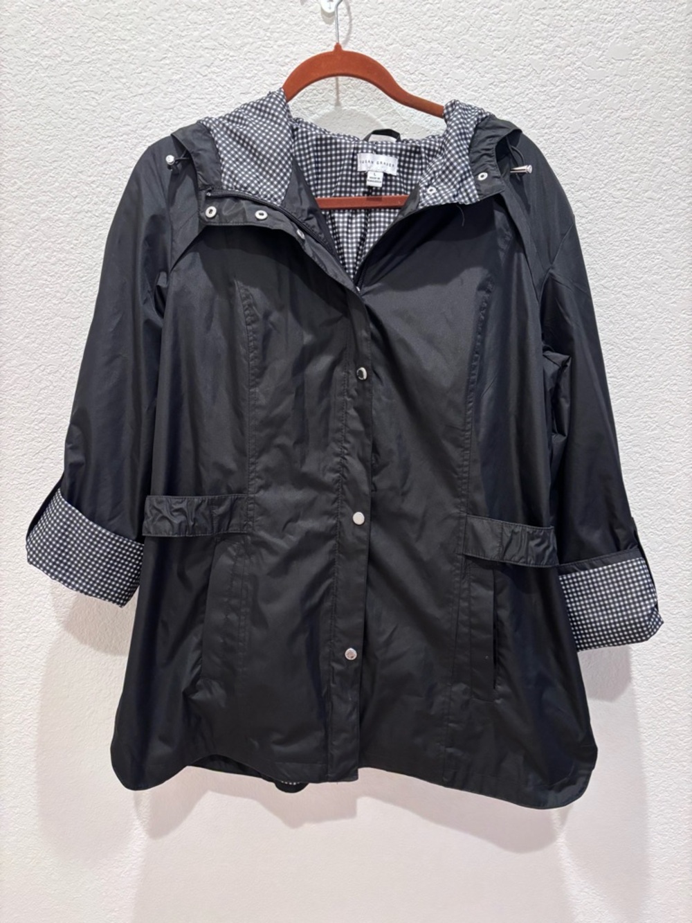 Susan Graver Black Rain Jacket Gingham Lined Hooded Lightweight L